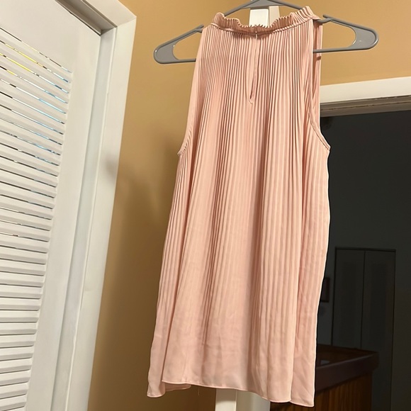 Ann Taylor ruffle halter  top - Picture 3 of 4